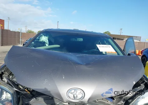 2015 Toyota Sienna Limited 7 Passenger из США, поврежденный, VIN 5TDYK3DC9FS533697